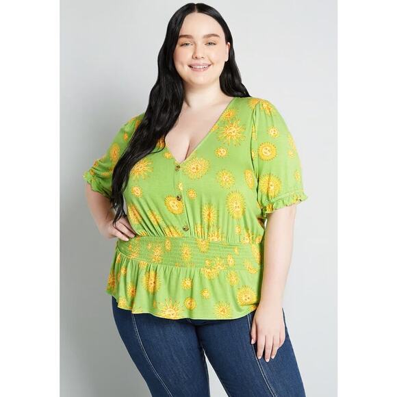 2X 18 20 Plus Size Lime Green ModCloth Sun Print Peplum Top Stretchy Lightweight - Picture 1 of 3